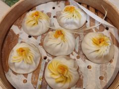 鲜肉小笼-苏小柳手作点心x茶叙小院(徐家汇分院)