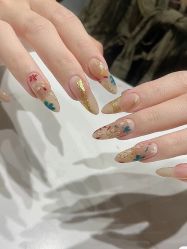 -FuFu美甲美睫