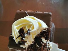 -红宝石·鲜奶小方·海派西点房(莘庄龙之梦店)