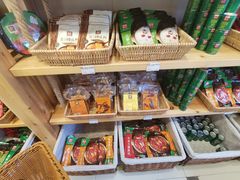 零售区-锅圈食汇火锅烧烤食材超市(解放西路店)