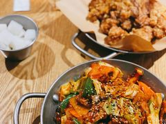 鱿鱼炒五花肉-富乐满韩国正宗炸鸡韩国料理(虹泉路店)