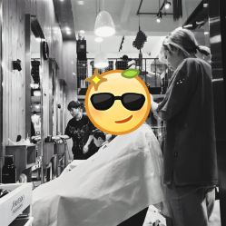-马克男发时尚店