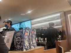 -霸王茶姬(上海恒基名人店)