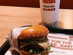 -The Habit Burger Grill 哈比特汉堡(复兴soho店)