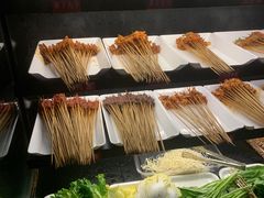 -佰人王串串香火锅(洋珠巷店)