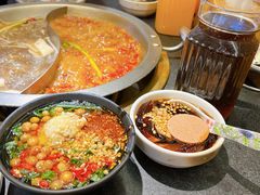 -沸炉重庆老火锅(军事博物馆店)