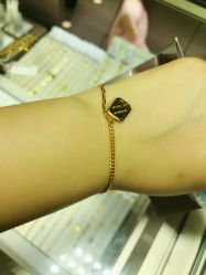 -六福珠寶(苏州人民商场店)