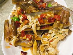 -四川小胡子海鲜(丁村万人海鲜广场店)