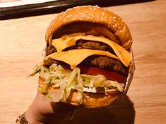 -The Habit Burger Grill 哈比特汉堡(复兴soho店)