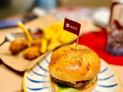 -必胜客(联投东方店)