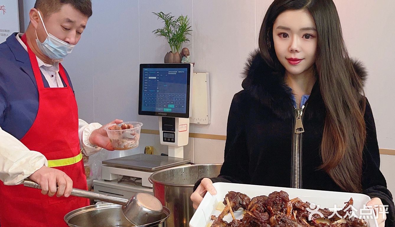 隐藏在巷子里的“惊艳美食”-铁锹鹅 