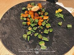 -连鹭海鲜·海肠捞饭·海胆饭(星海店)
