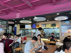 大堂-鸡鸣汤包(红山动物园店)