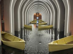 -涨巢·潮玩水疗局