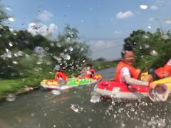 -仙山谷激浪漂流