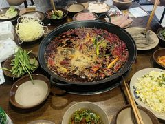 -黄潇洒老火锅(九眼桥宏济巷店)