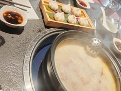 -大匠工房古船木艺术餐厅·猪肚鸡专门店(长白仙岛店)