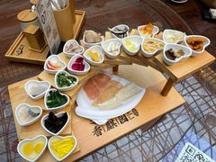 -香麒园·过桥米线·南湖雅宴
