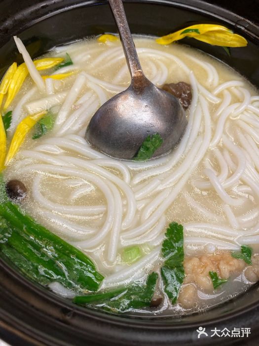云海肴云南菜(曲江大悦城店)云南过桥米线图片