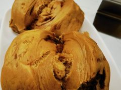 -李与白包子铺(桐梓林店)