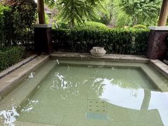 -大连金石滩绿发温泉假日酒店