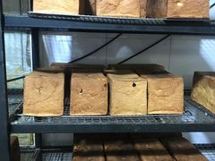 -秀云俄罗斯列巴屋(军星小区店)