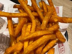 -The Habit Burger Grill 哈比特汉堡(爱琴海店)