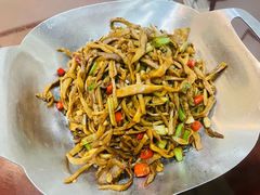 -堂瓦里·33年传统赣菜(第一街区店)