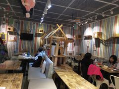 大堂-小时光咖啡馆(开森度假森林店)