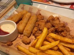 -菲滋意式餐厅(富阳东方茂店)