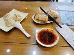 牛肉馅肉饼-华天二友居肉饼(宫门口店)