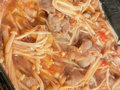 金针菇肥牛-香港新发烧腊茶餐厅(书城店)