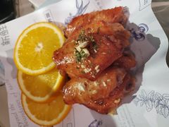 橙片烤鸡翅-新鲜誌·新派食集(万象天地店)
