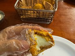 -BHC炸鸡(明洞总店)