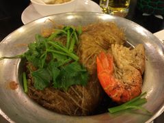 -J Daeng Seafood