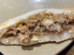-亮亮面馆(经六路店)