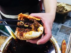 -老鼓楼麻辣烫夹馍
