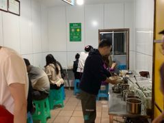 -文山荷鲜居(翠湖店)