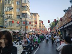 -淮海小吃街