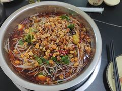 -周良天山牛杂城(天山路总店)