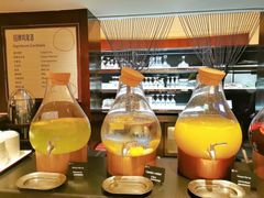 -怡咖啡海鲜自助餐厅(浦东香格里拉店)
