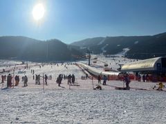 -中旅松花湖滑雪场