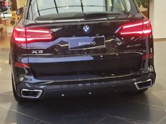 -宁波宝信宝马4S店(江北日湖店)