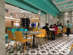 大堂-姚姚酸菜鱼·金戈戈香港豉油鸡(喜荟城联名店)