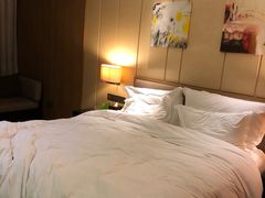 -珠海棕泉水疗酒店(拱北口岸高铁站店)