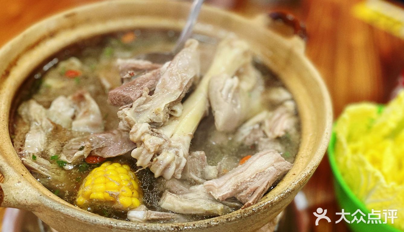 排队一小时也要吃的羊肉炉