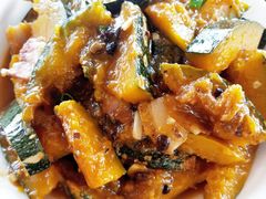 烧肉焖南瓜-炳哥美食