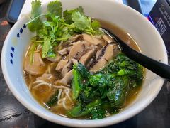 松茸汤菌菇素面-和府捞面(EAC店)