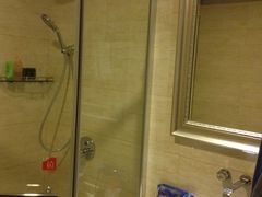 卫生间-屋顶顶城市·江景酒店-客房部