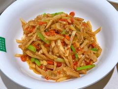 -绿草地·湘菜(7mall店)